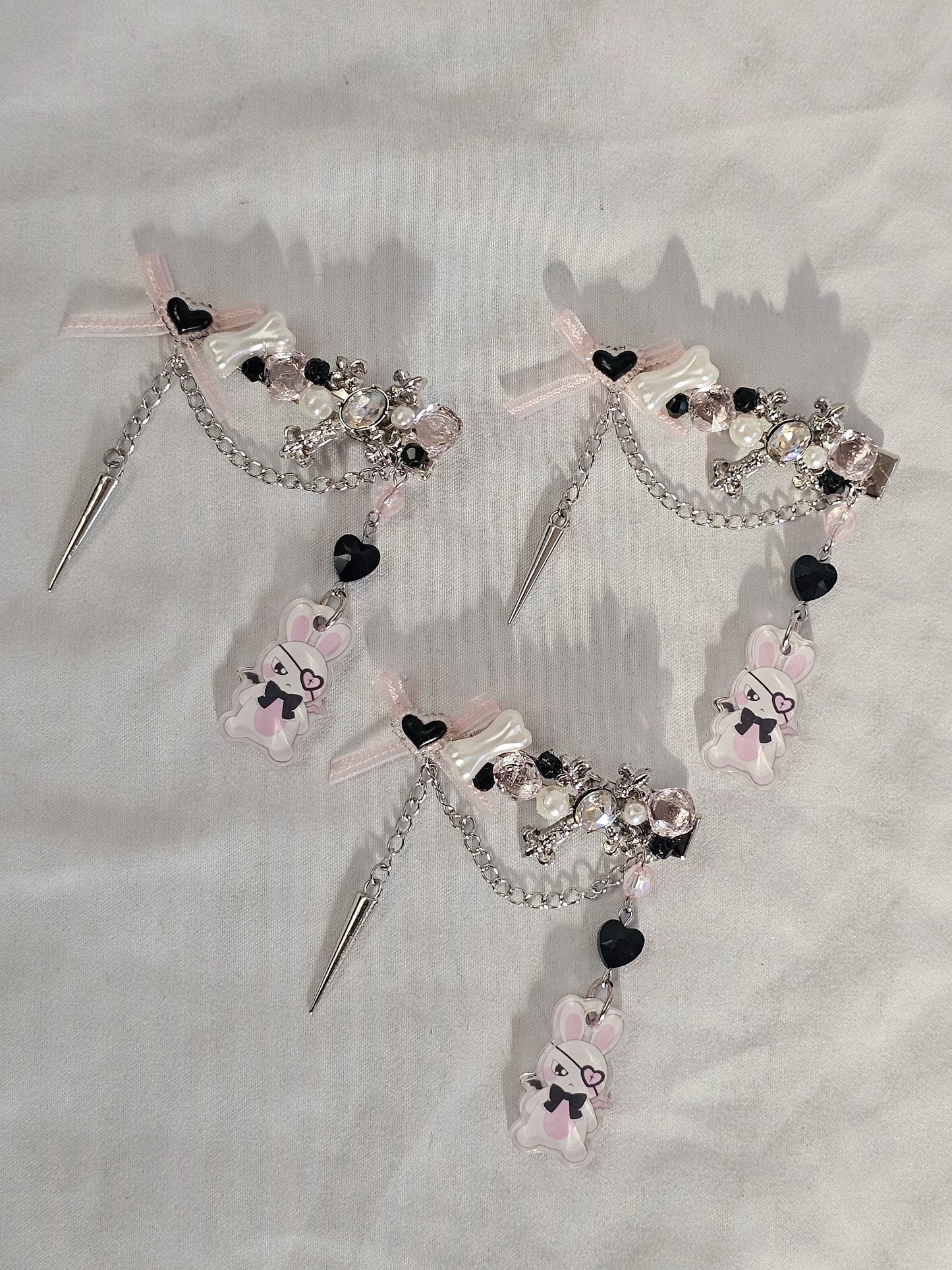 Amon Hairclips
