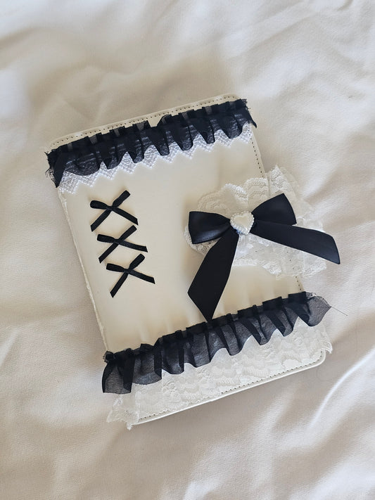 Hoarder Journal: Hoarding, but make it Elegant